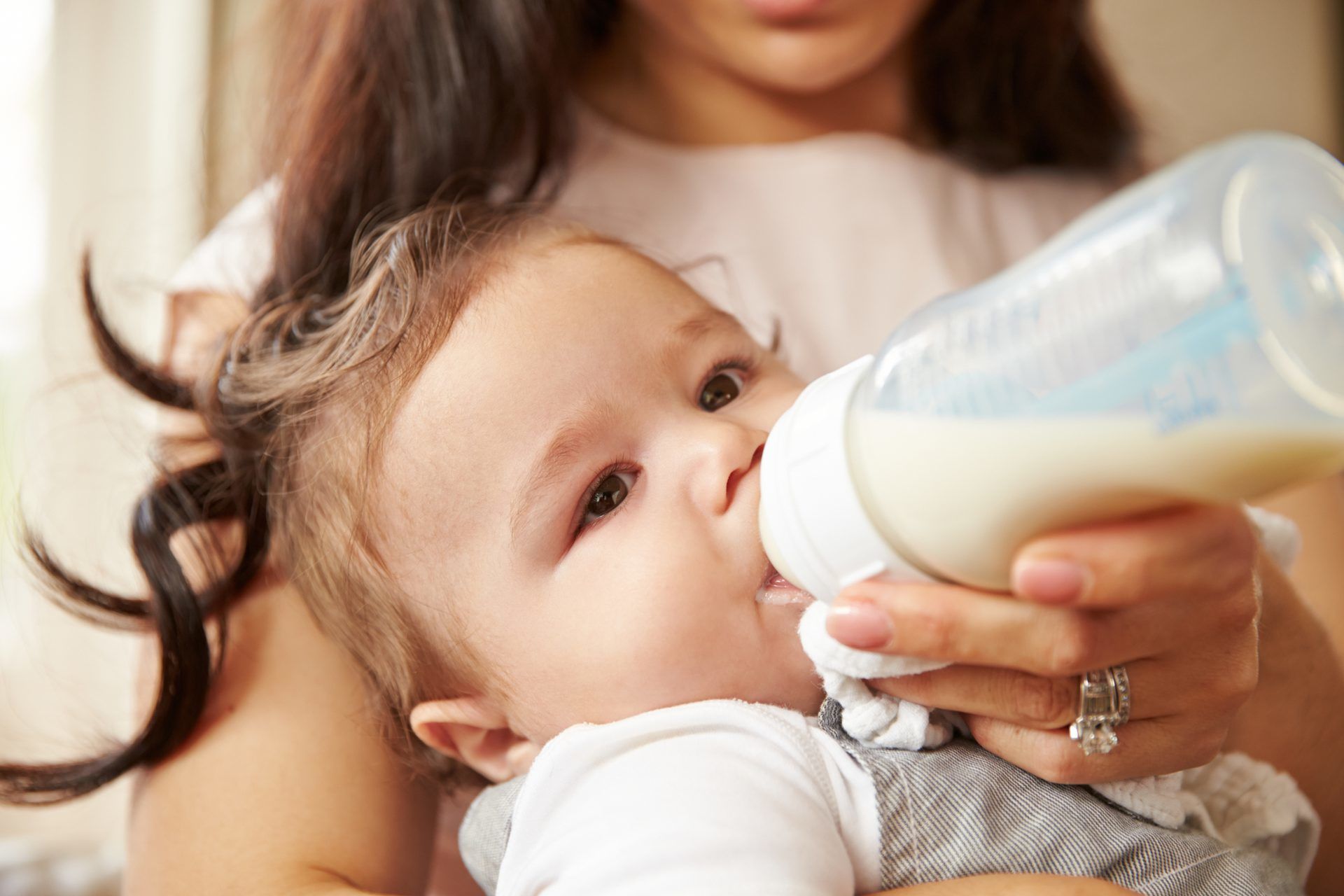 Baikkah Susu Formula Untuk Bayi Alergi Susu Sapi?